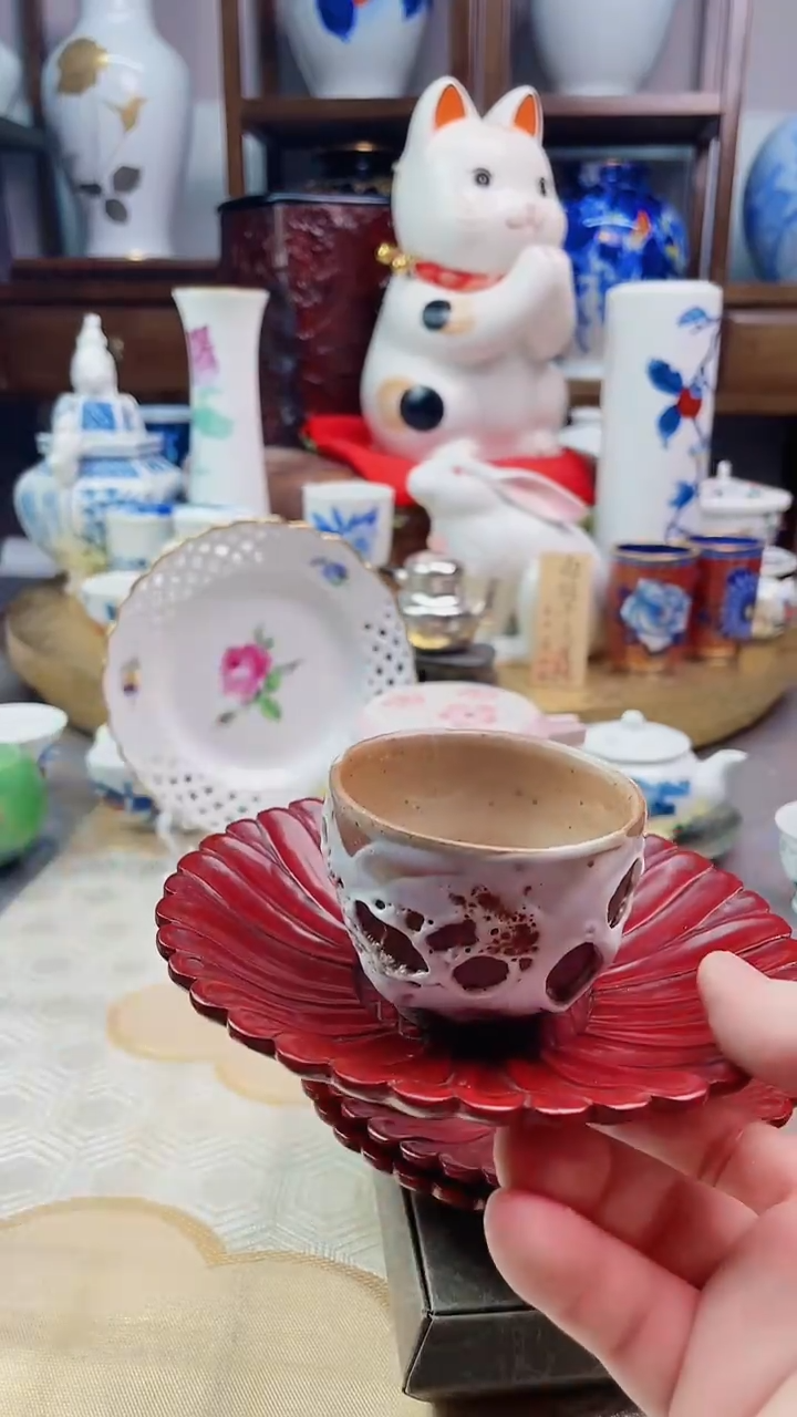 【闪购商品】盘日产两件套一一一