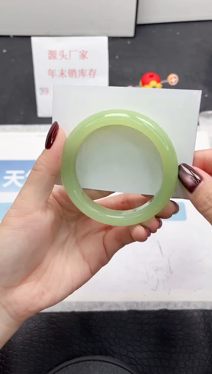 【闪购商品】石英质玉手镯未镶嵌L4-56