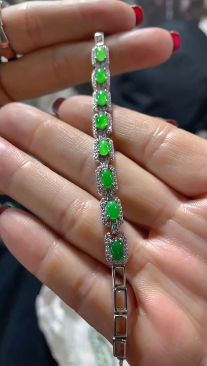 【闪购商品】定制翡翠未镶嵌天然A货翡翠假一罚四（多样性发货）