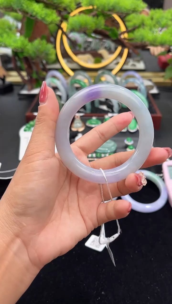 未镶嵌手镯翡翠手镯