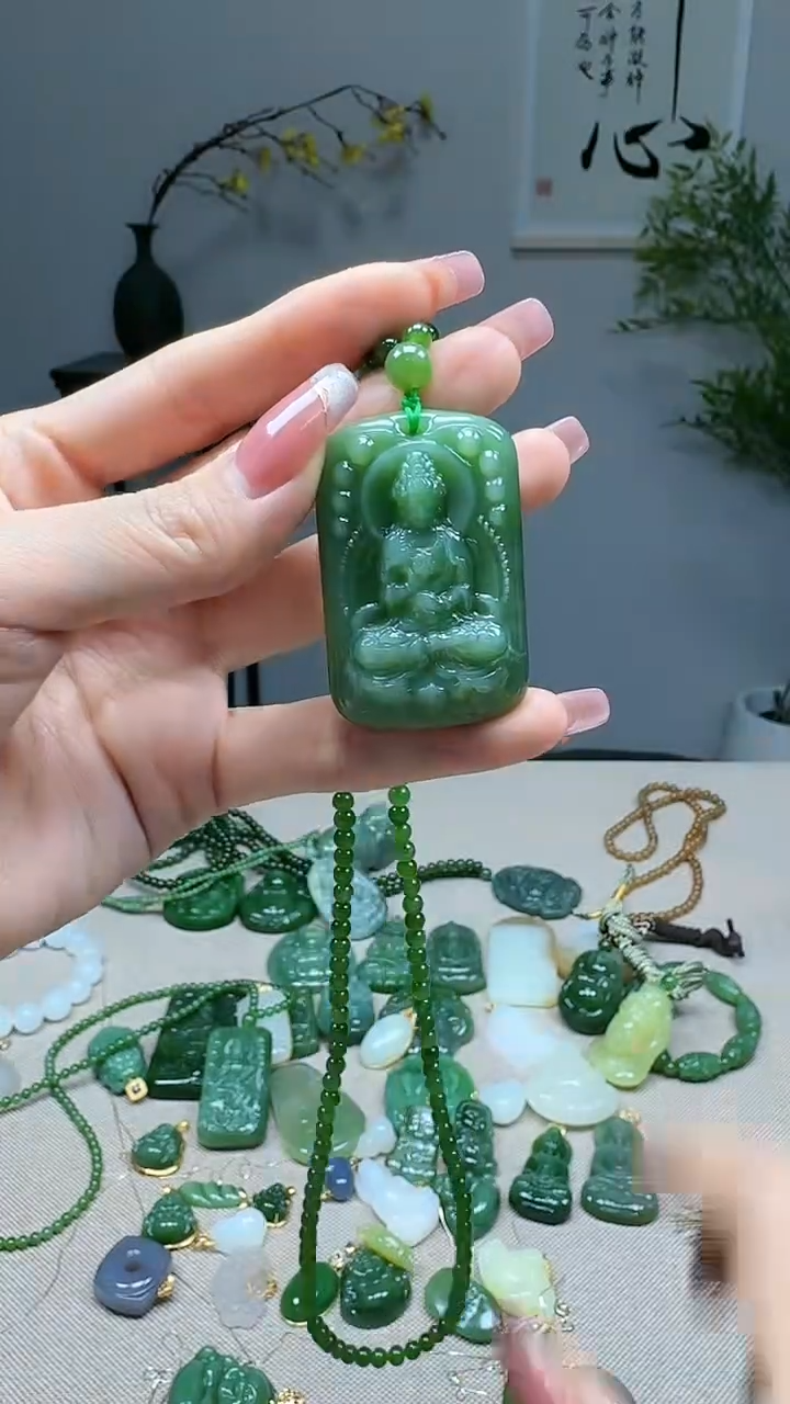 未镶嵌和田玉挂件1