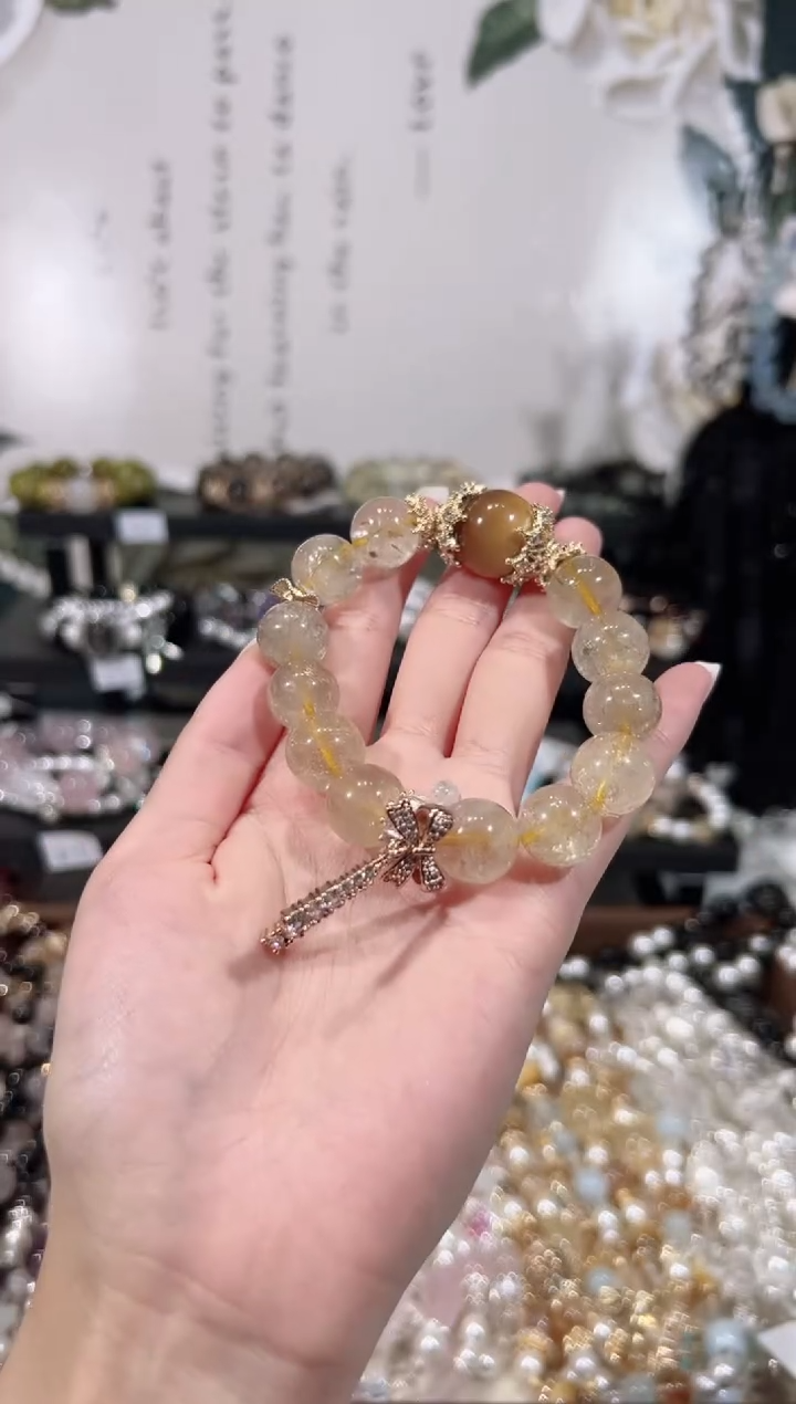 【闪购商品】水晶手链未镶嵌天然水晶默认微瑕 多样性发货发其一