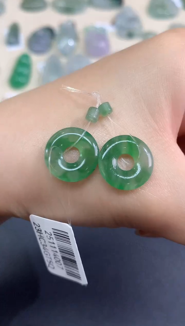 未镶嵌定制翡翠毛货翡翠一对|980