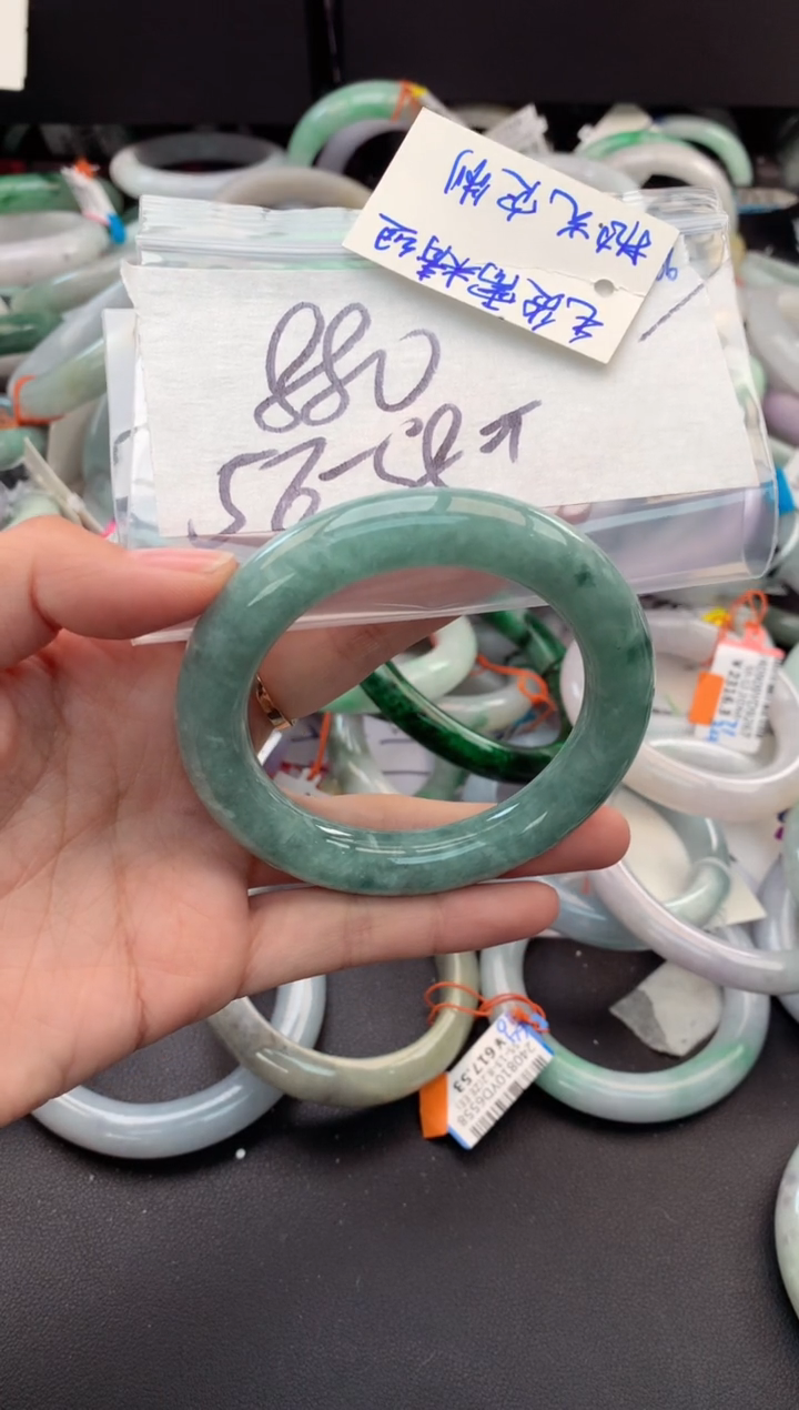 【闪购商品】定制翡翠未镶嵌毛货需精细抛光+多人