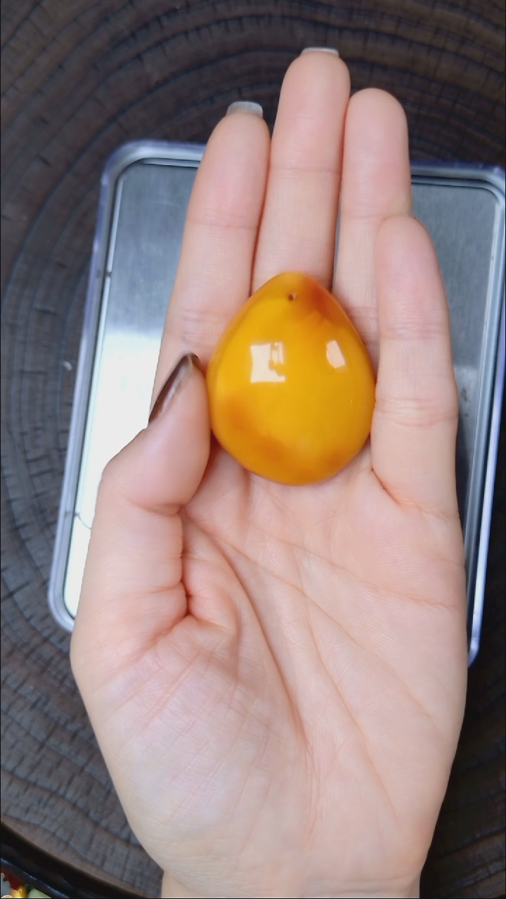 蜜蜡颈饰未镶嵌吊坠