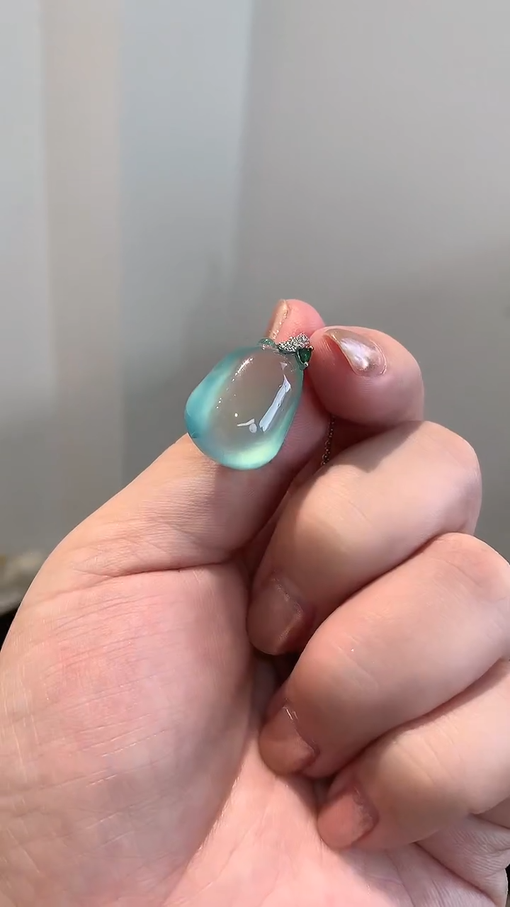 未镶嵌蛇纹石玉吊坠(不含链)福瓜
