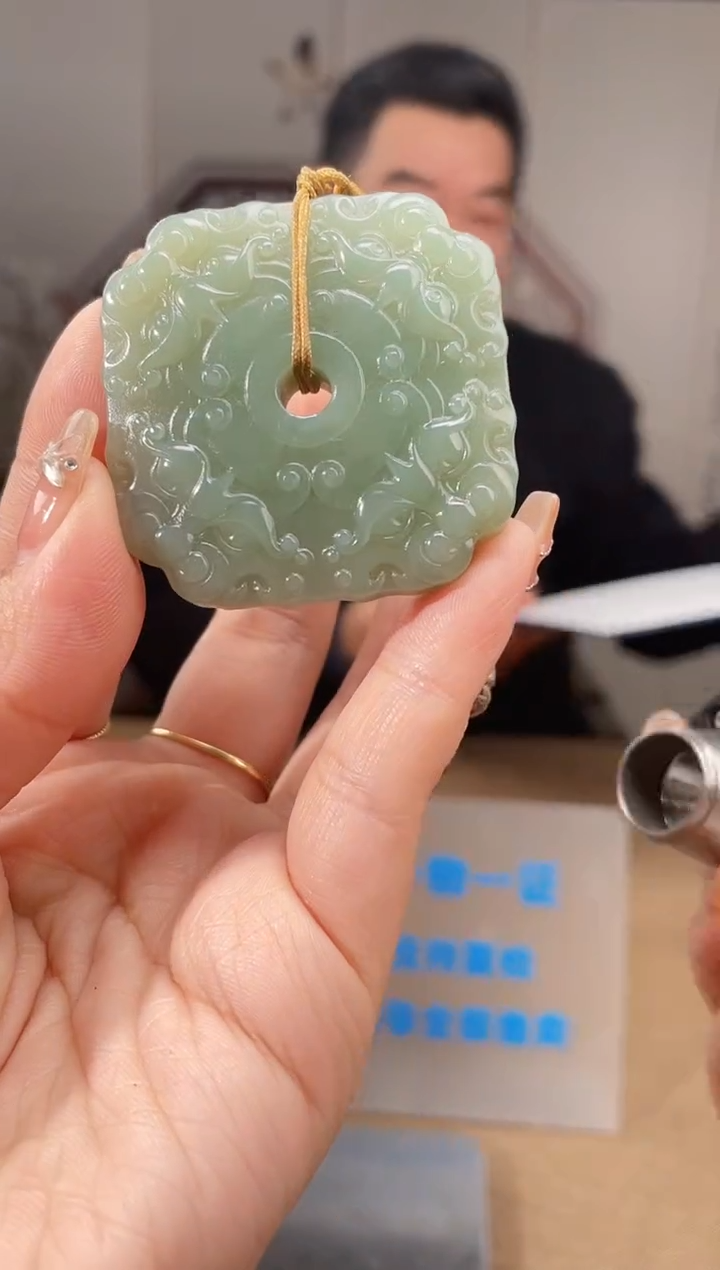 【闪购商品】定制和田玉多样性发货拍一发一 18049