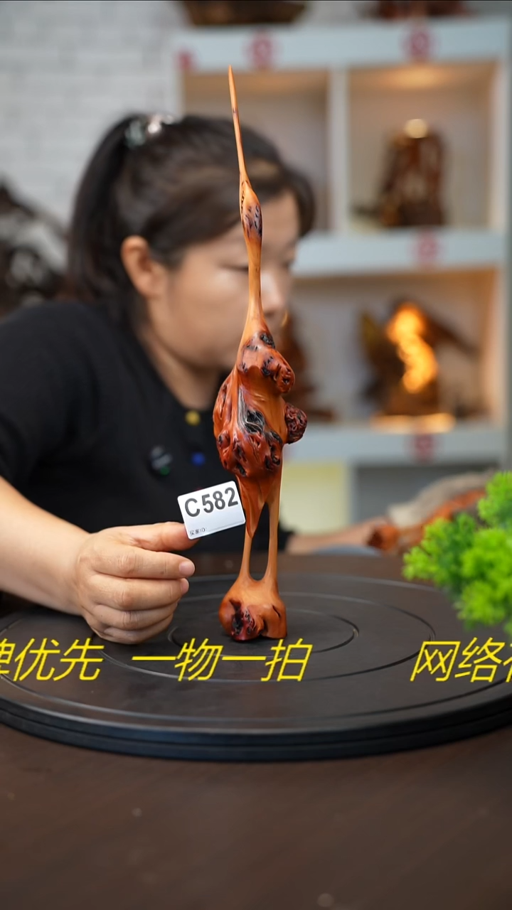 木木雕款品云南黑果木摆件