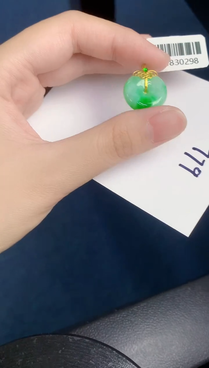 【闪购商品】翡翠颈饰18K金镶嵌000000000