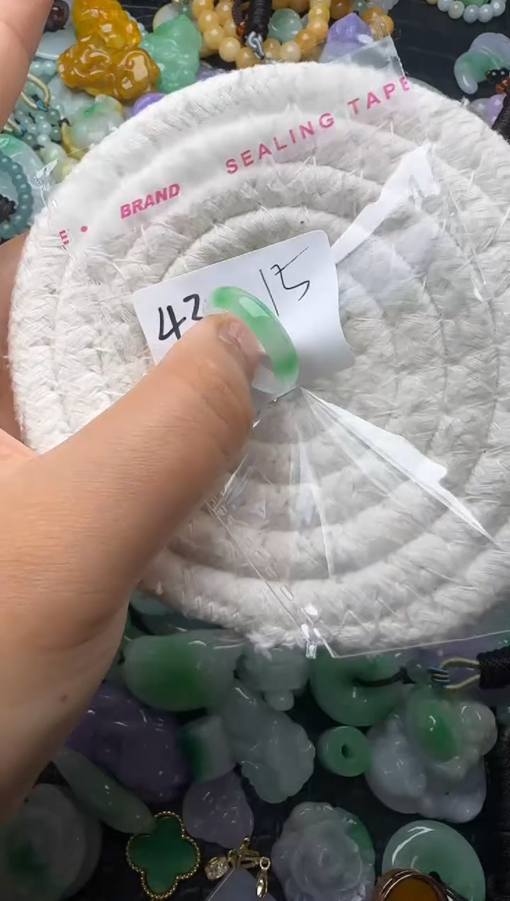 颈饰未镶嵌翡翠缅甸翡翠吊坠