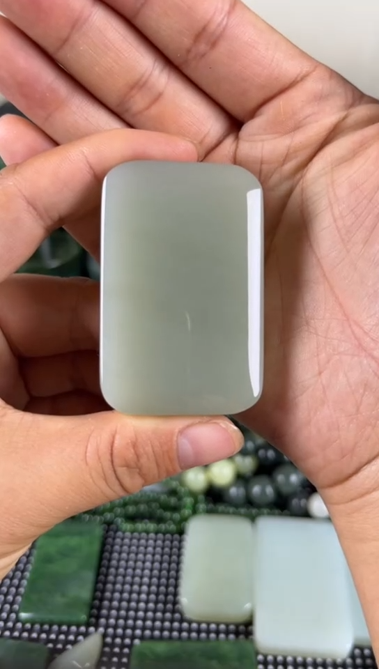 未镶嵌和田玉珠宝半成品牌子