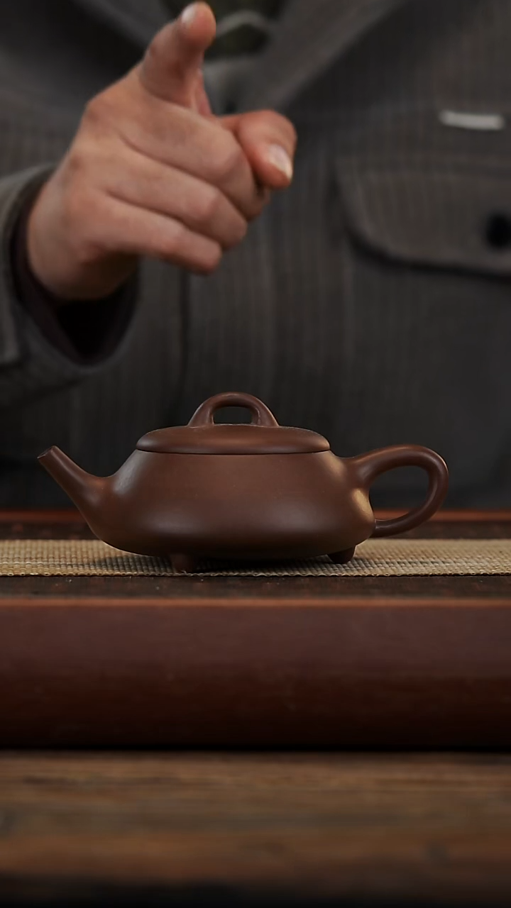 茶壶紫砂微瑕红皮龙汉唐石瓢200容量