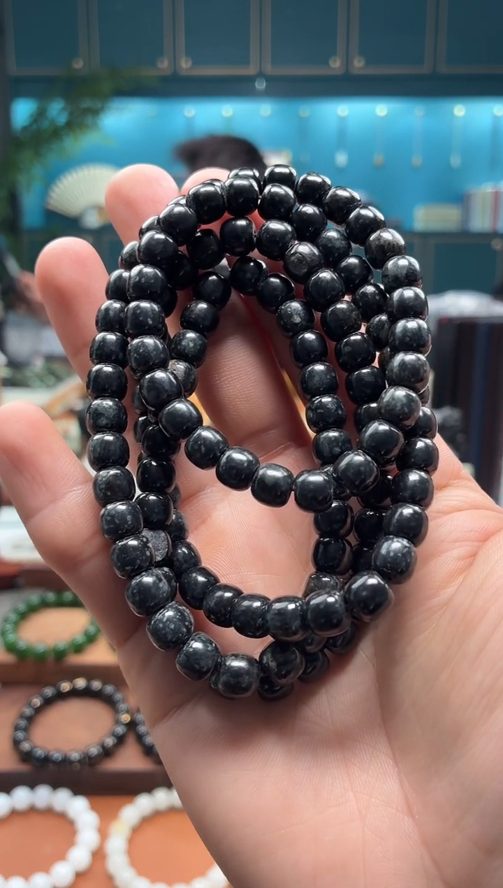 颈饰未镶嵌和田玉墨玉108