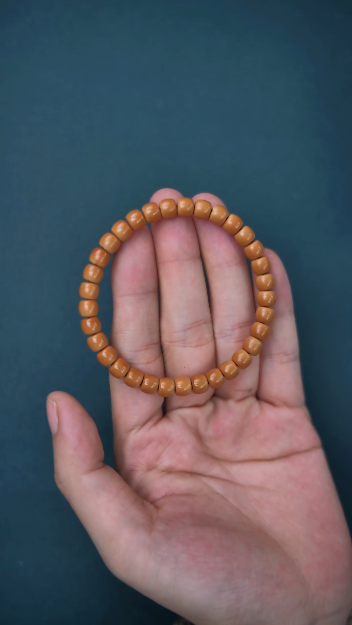 【闪购商品】橄榄核手串6.8核尖老挝核微微针尖白