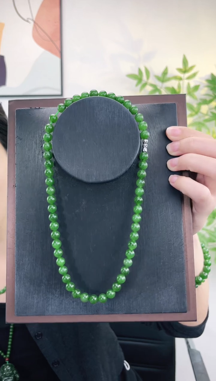 和田玉（碧玉）未镶嵌颈饰碧玉妈妈链 8±mm 有黑点