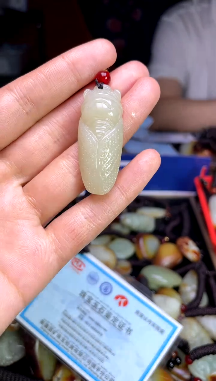 和田玉未镶嵌颈饰1