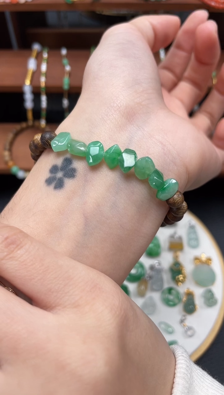 【闪购商品】翡翠套链未镶嵌一个  JK625