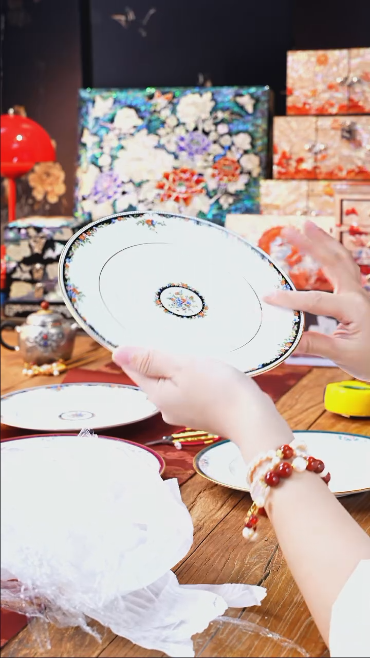 【闪购商品】瓷片豆包儿推荐饰品摆件