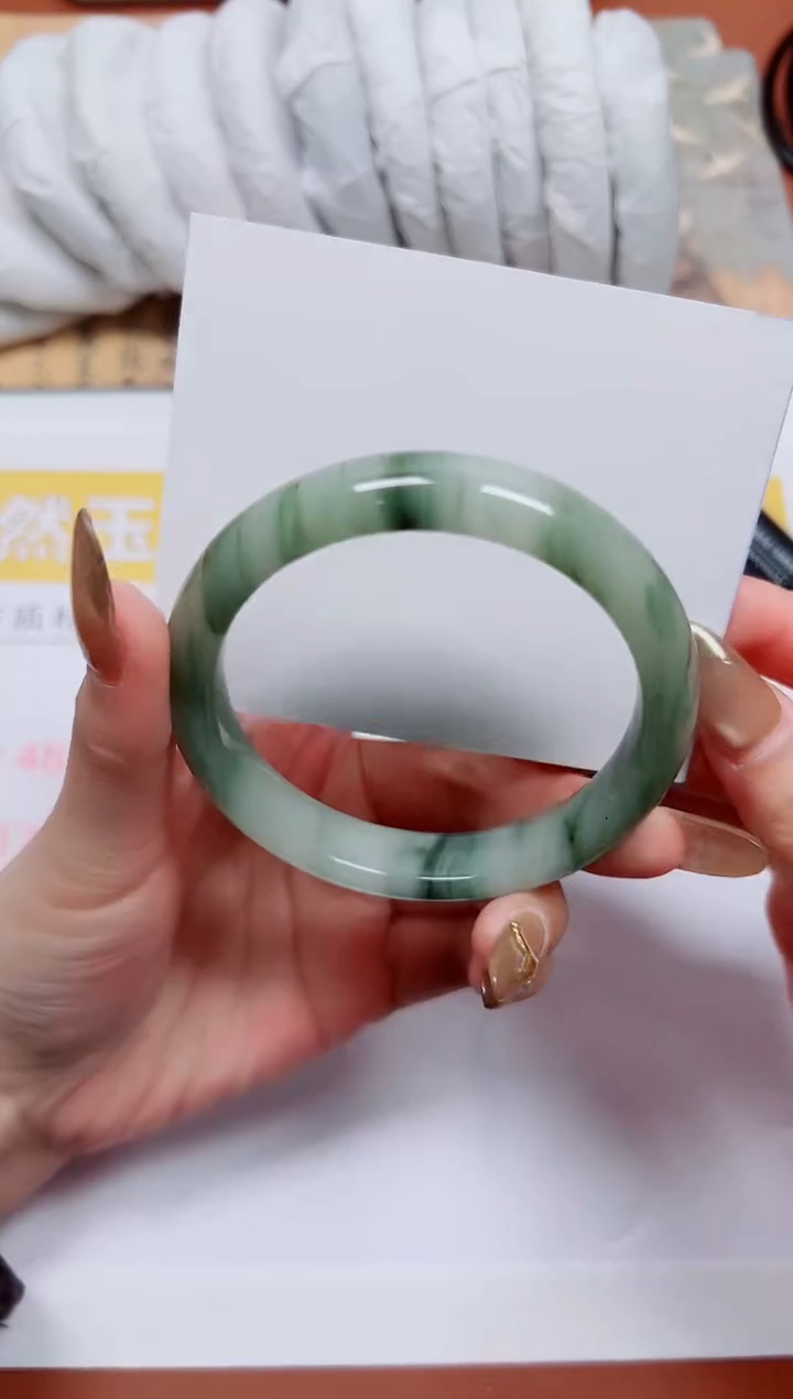 【闪购商品】石英质玉手镯合金K135-56.5