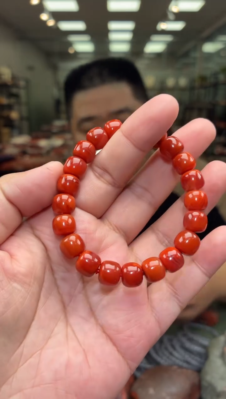 手串未镶嵌南红玛瑙单圈手串一条约9mm多样性发货