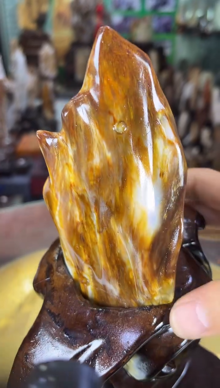 缅甸天然树化玉摆件