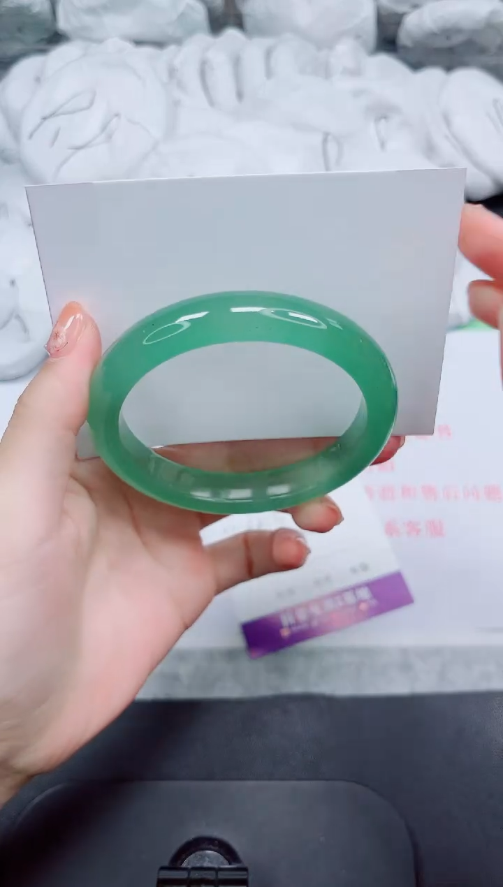 石英质玉手镯未镶嵌240-59