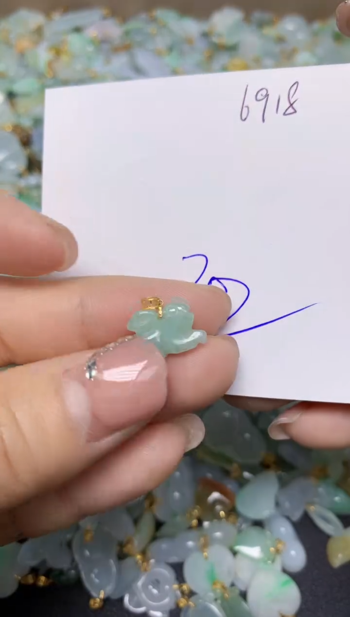 【闪购商品】翡翠挂件18K金镶嵌 天然翡翠A货