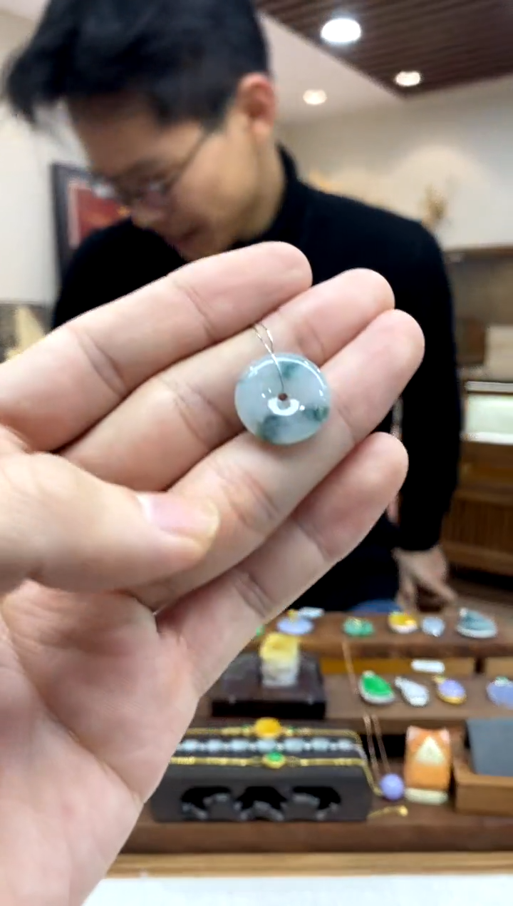 【闪购商品】翡翠吊坠(不含链)未镶嵌平安扣