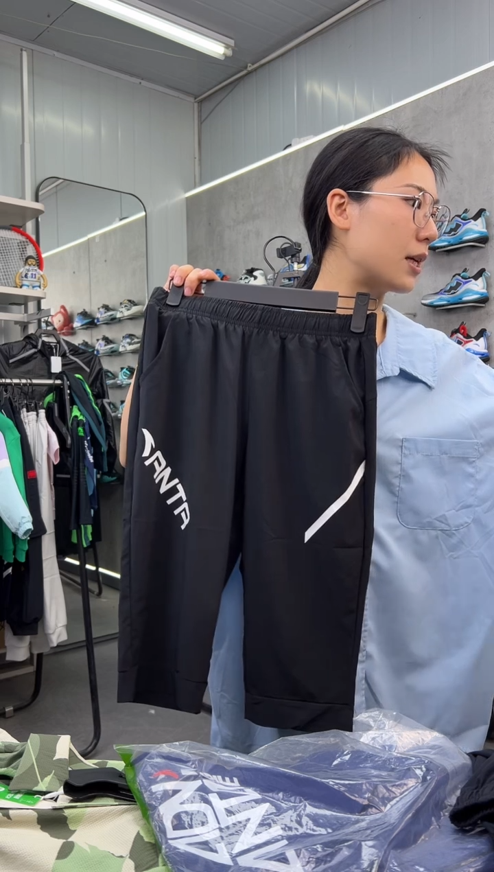 安踏儿童衣服尺码 ：170