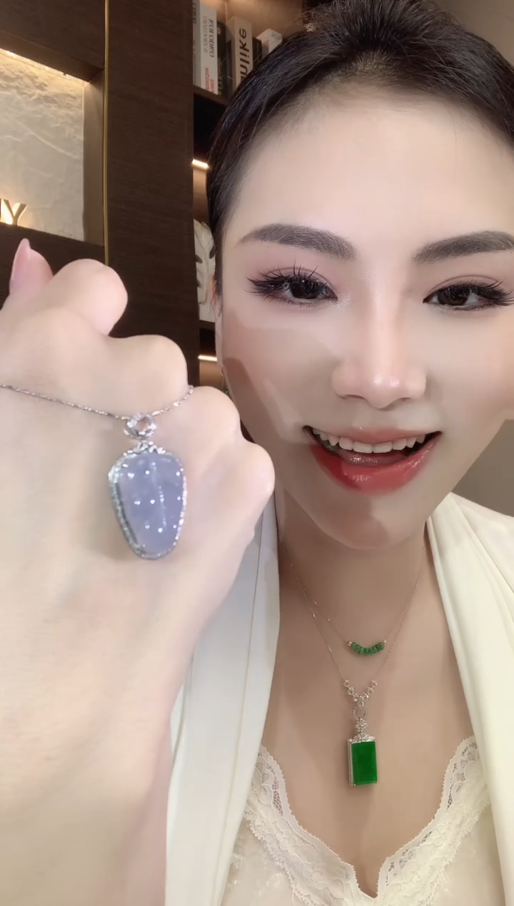 吊坠(不含链)18K金镶嵌翡翠A31 紫货有一定色差