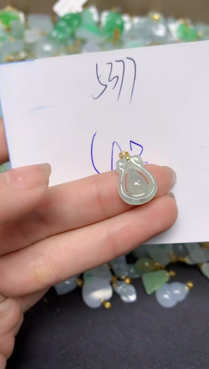 【闪购商品】翡翠颈饰18K金镶嵌天然翡翠A货