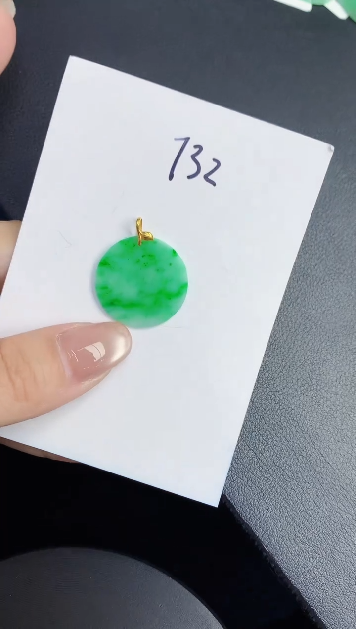 【闪购商品】翡翠颈饰18K金镶嵌00000000000