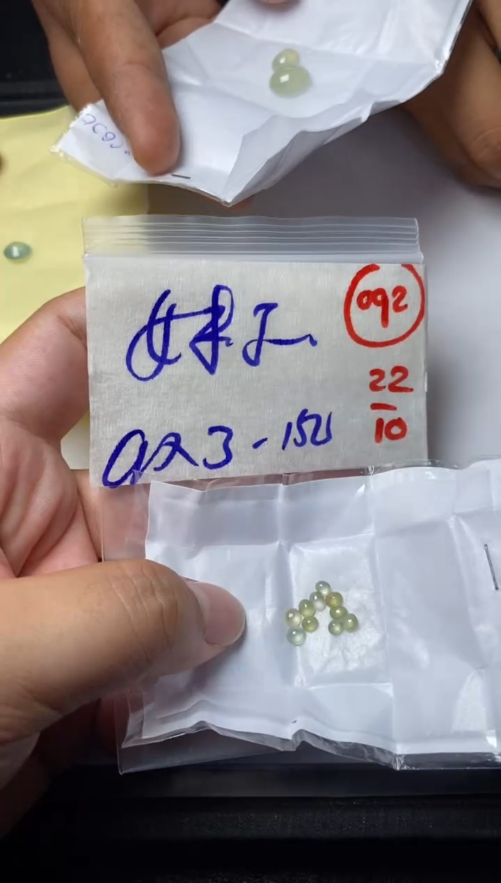 未镶嵌定制翡翠妹*缅甸天然翡翠A货92
