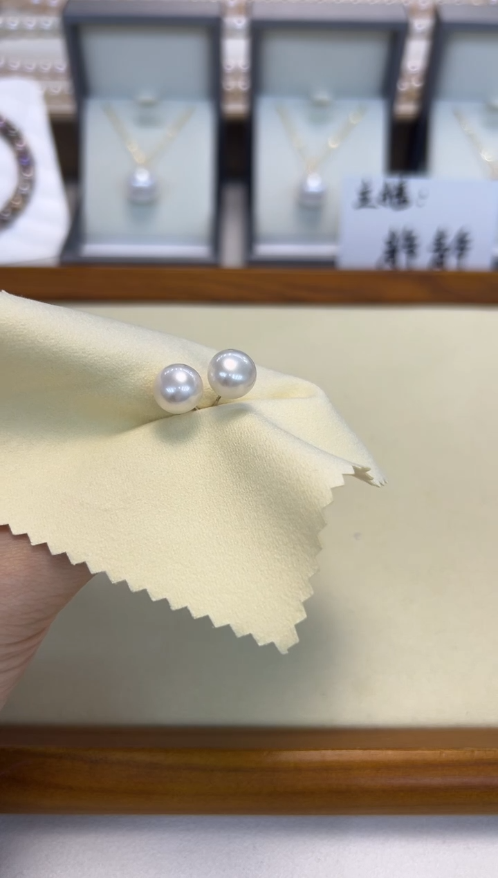 银S925镶嵌耳饰淡水珍珠无核白素钉