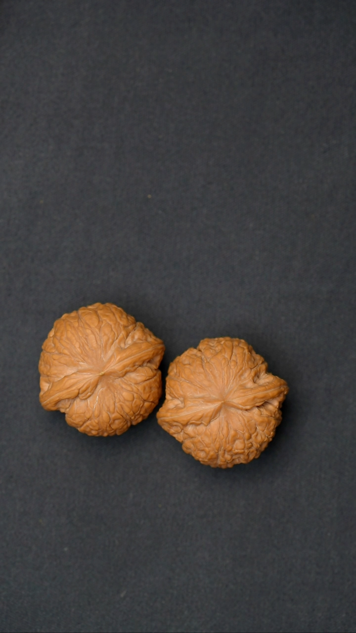 【闪购商品】文玩核桃把件全品乾隆磨37