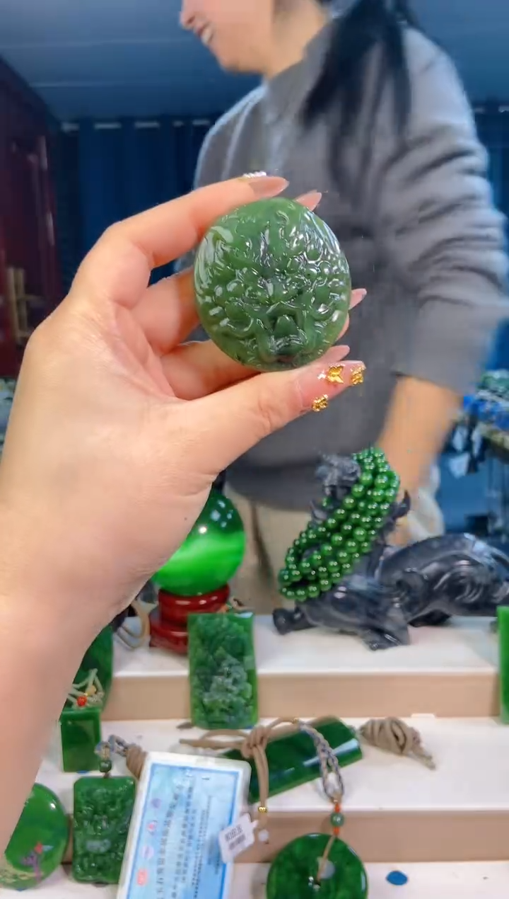 【闪购商品】和田玉挂件未镶嵌1