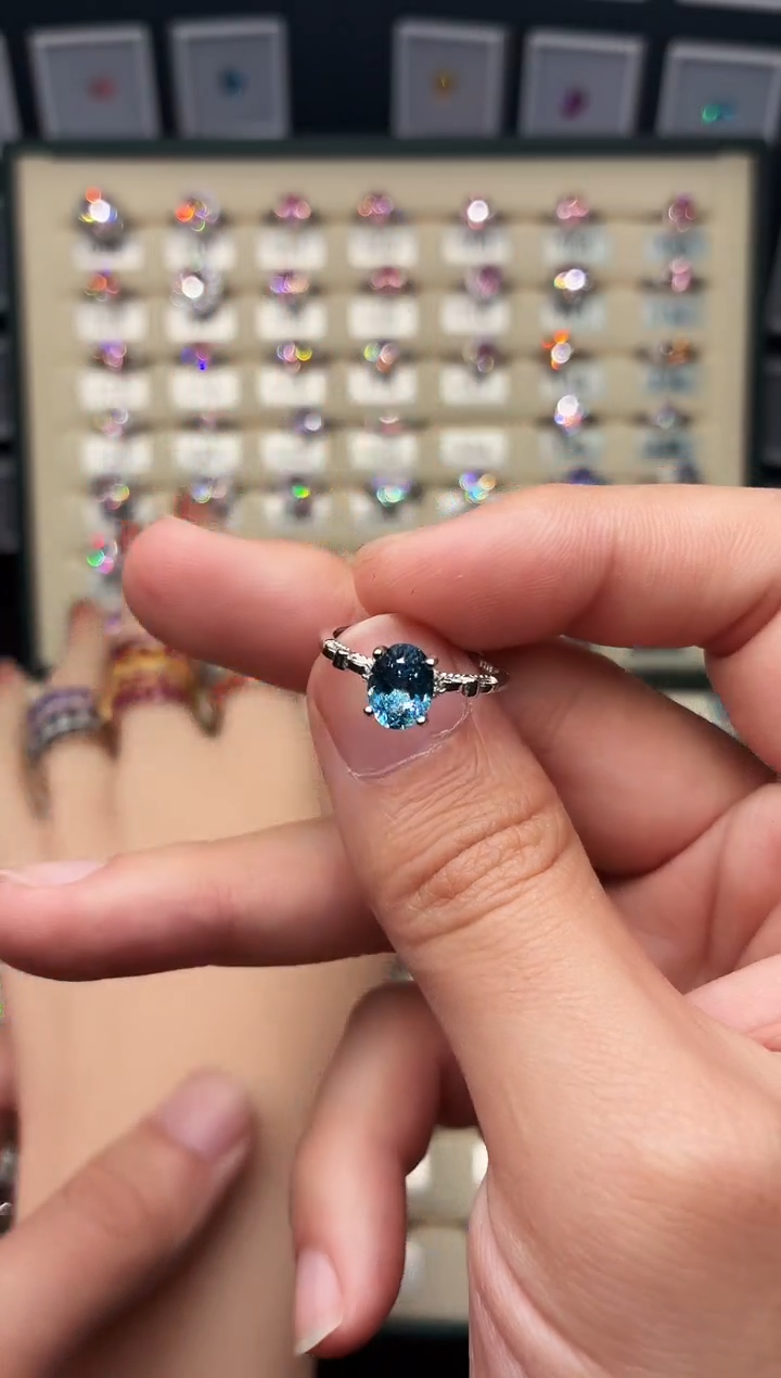 银S925镶嵌戒圈海蓝宝石1111