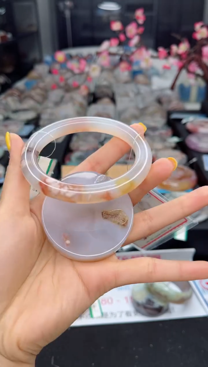 石英质玉未镶嵌手镯61圈口（赠送镯心）3507962