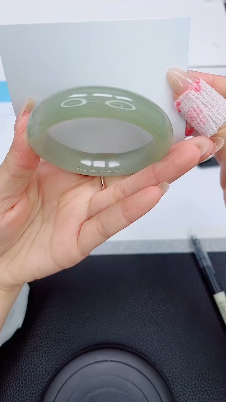 石英质玉手镯未镶嵌74-54.5