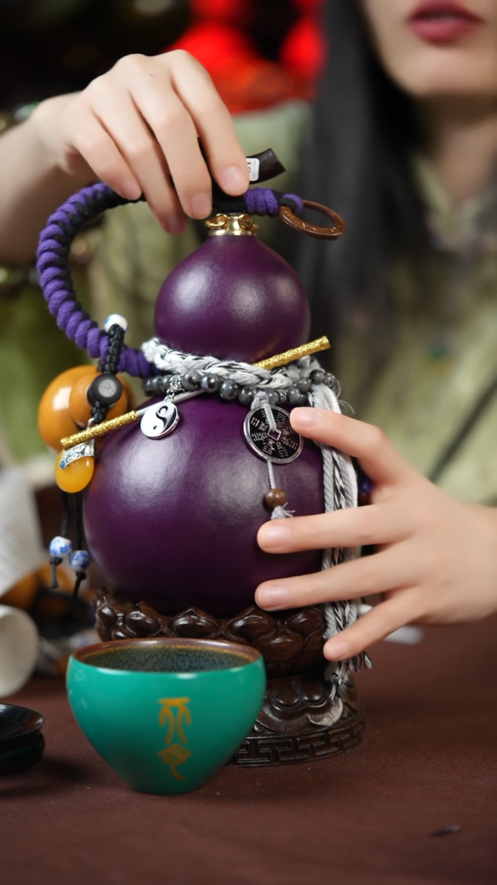 【闪购商品】805号500ml左右的非遗漆器酒葫芦