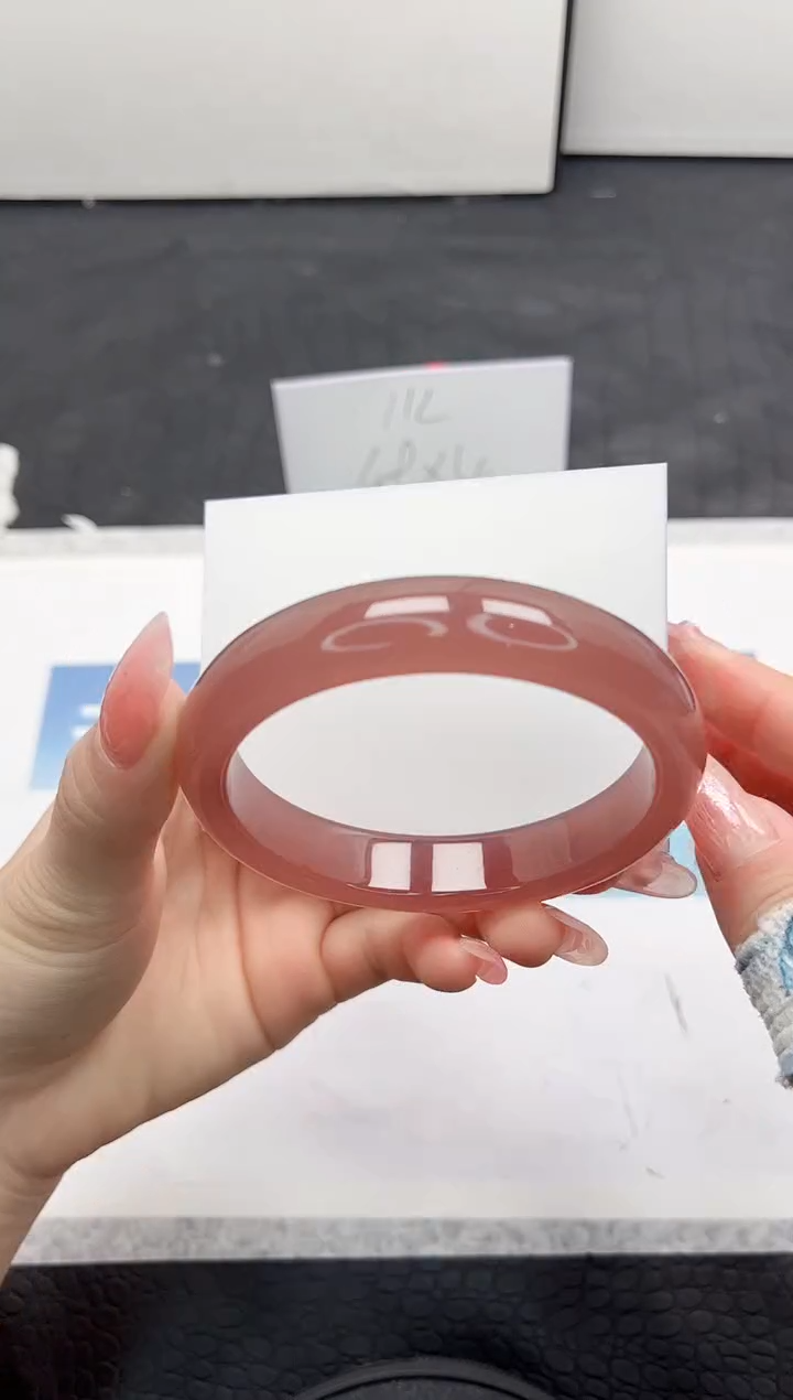 【闪购商品】石英质玉手镯未镶嵌94-60