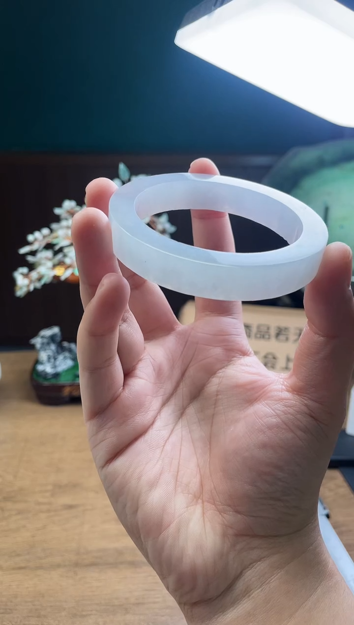 【闪购商品】定制翡翠手镯未镶嵌定制