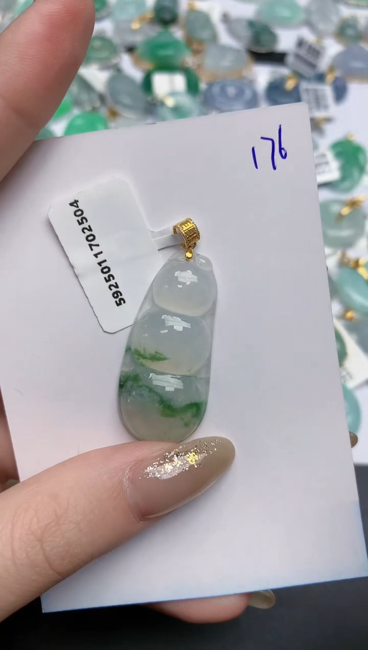 【闪购商品】翡翠颈饰18K金镶嵌天然缅甸翡翠A货