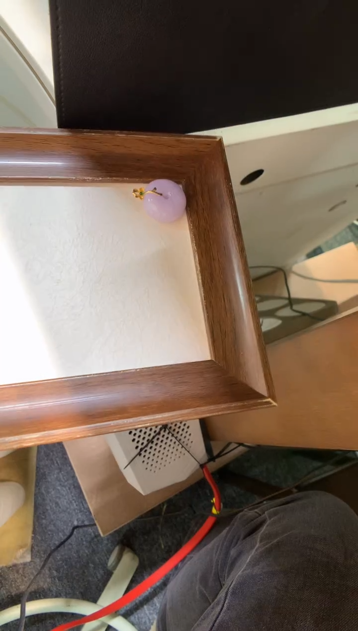 颈饰18K金镶嵌翡翠平安扣