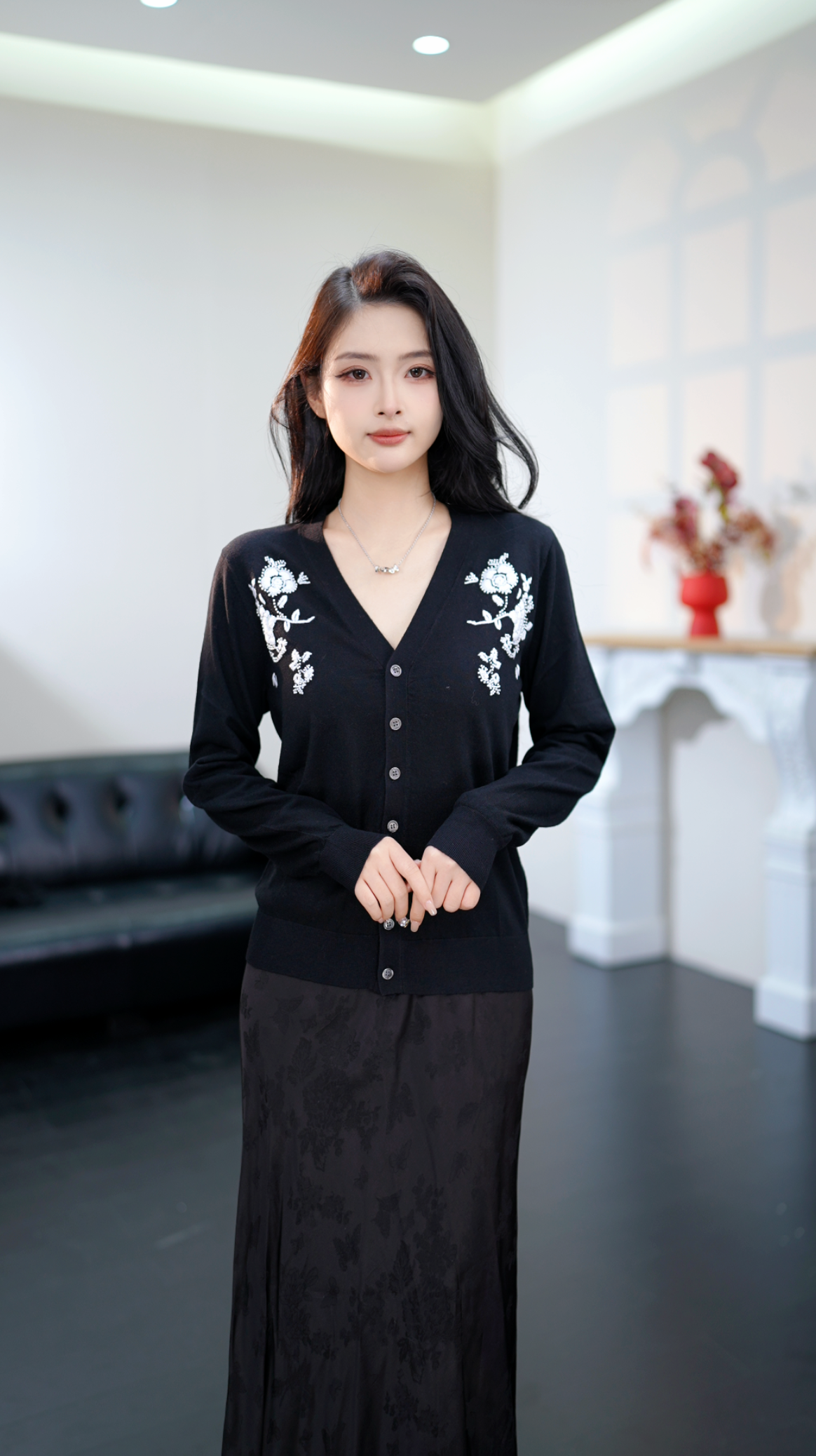 IONOY-G1528 短款显瘦气质高级短款上衣