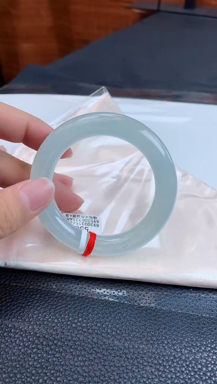 【闪购商品】翡翠手镯未镶嵌缅甸天然翡翠A货手镯