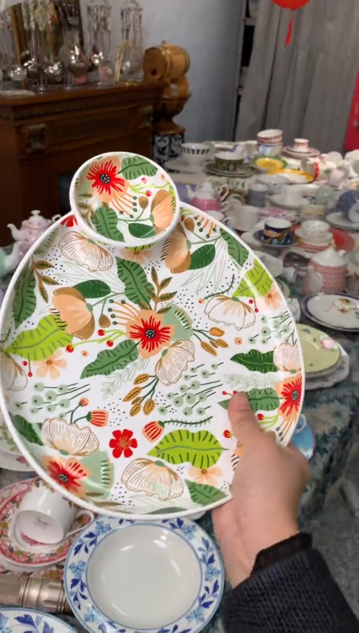 【闪购商品】瓷片陶瓷原单CC040餐具1个