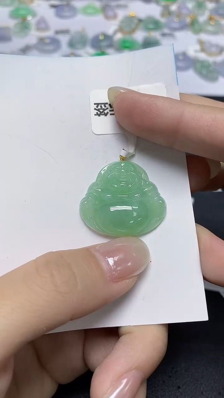 翡翠18K金镶嵌颈饰天然缅甸翡翠A货