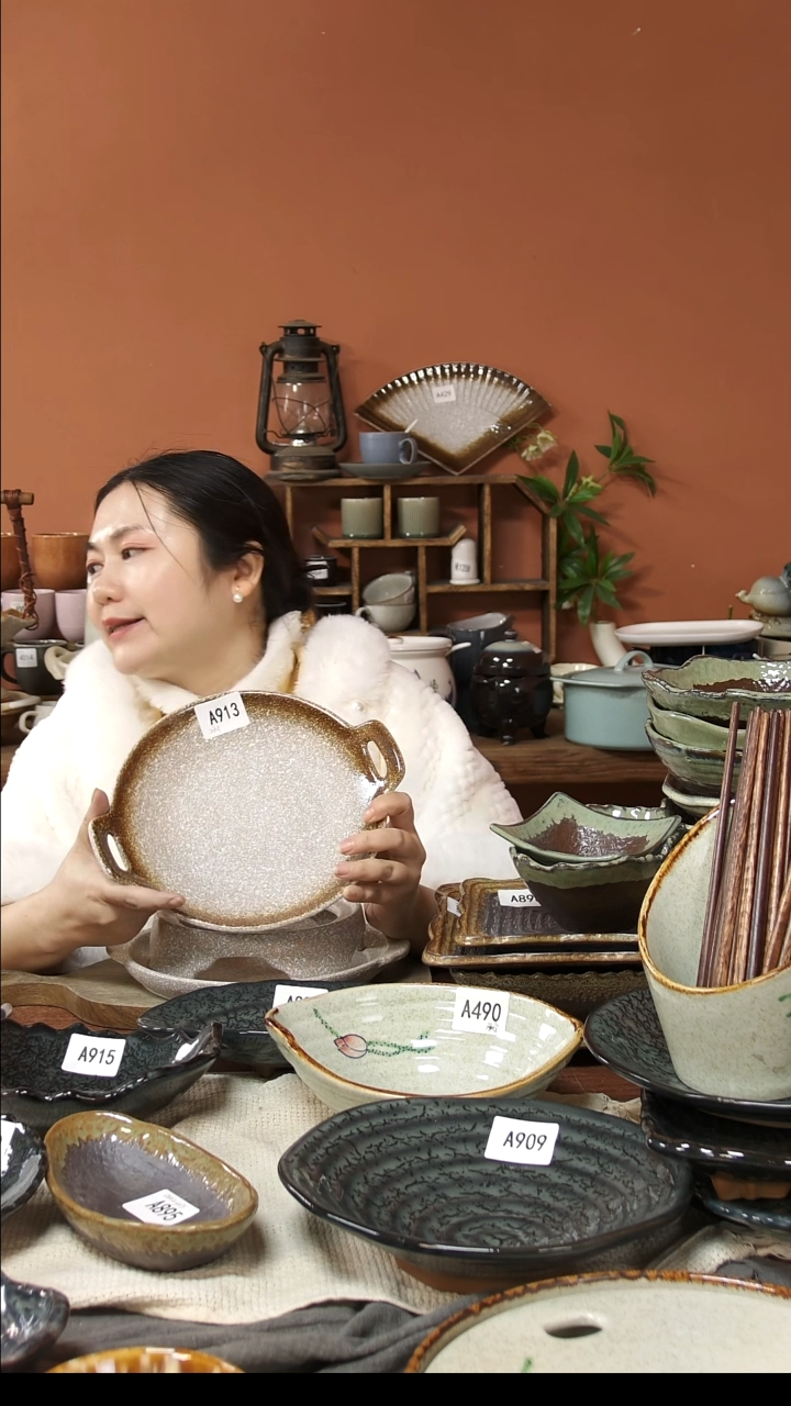 陶瓷A325一个陶瓷粗陶双耳盘可能微瑕25*2