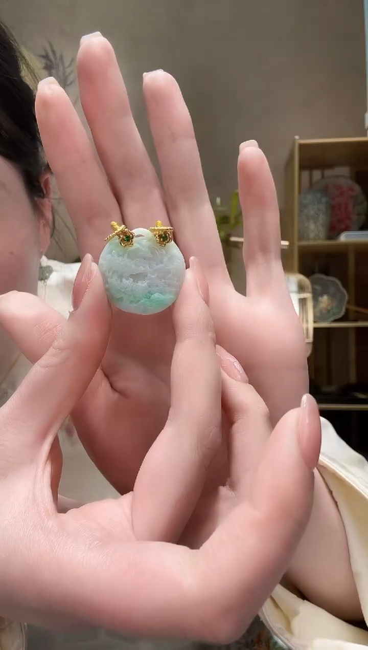 【闪购商品】翡翠颈饰未镶嵌吊坠
